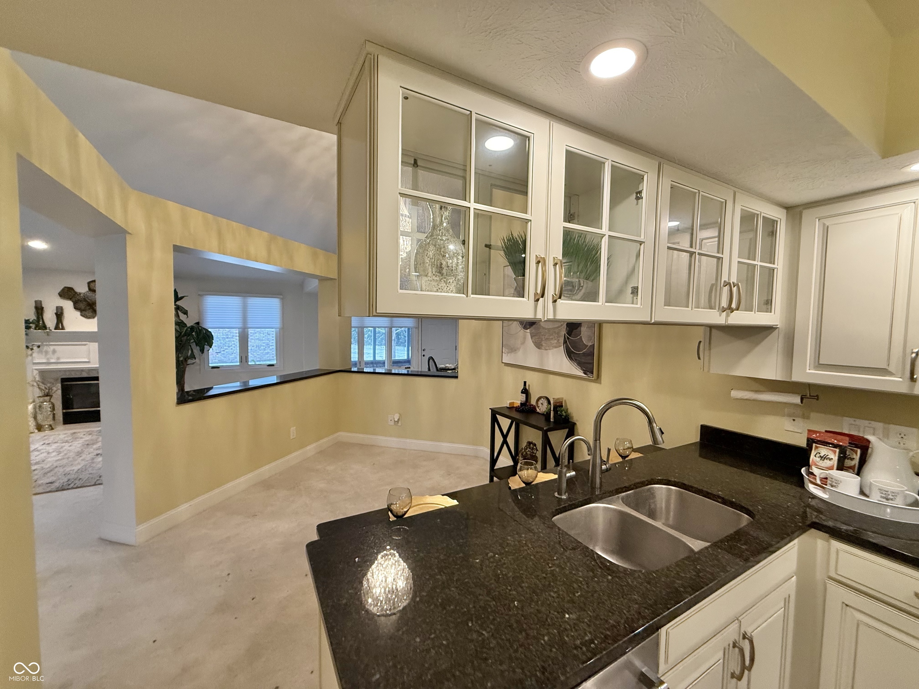 2407 Caramore Circle Anderson, IN 46011 - Photo 28 of 57