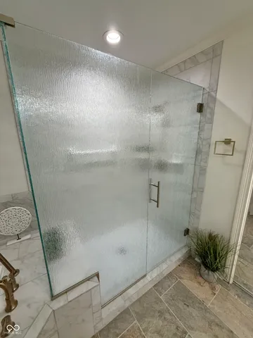 $330,000 | 2407 Caramore Circle, Anderson, IN 46011