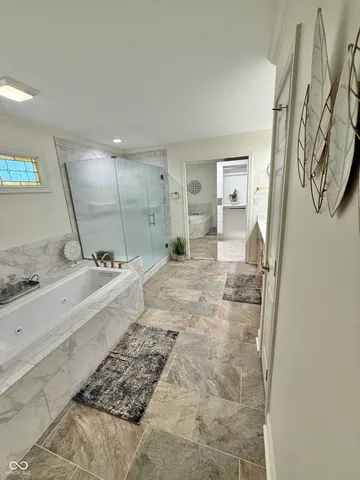 $330,000 | 2407 Caramore Circle, Anderson, IN 46011