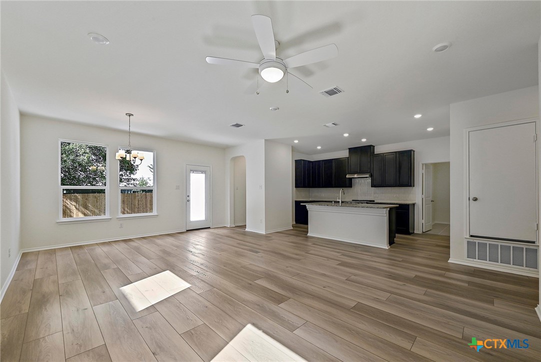 715 Ryan Street Belton, TX 76513 - Photo 6 of 27