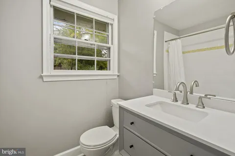 $1,150,000 | 11804 Stonewood Lane, North Bethesda, MD 20852