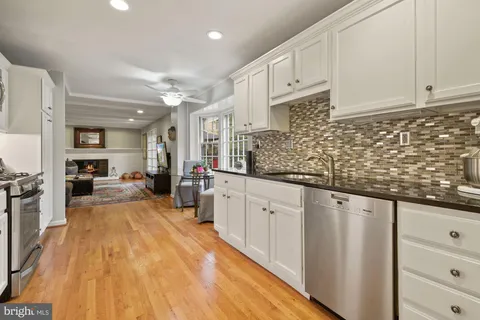 $1,150,000 | 11804 Stonewood Lane, North Bethesda, MD 20852