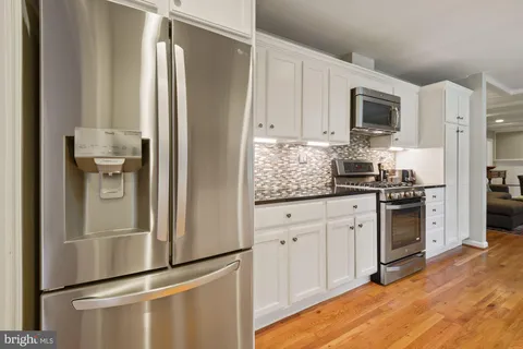 $1,150,000 | 11804 Stonewood Lane, North Bethesda, MD 20852