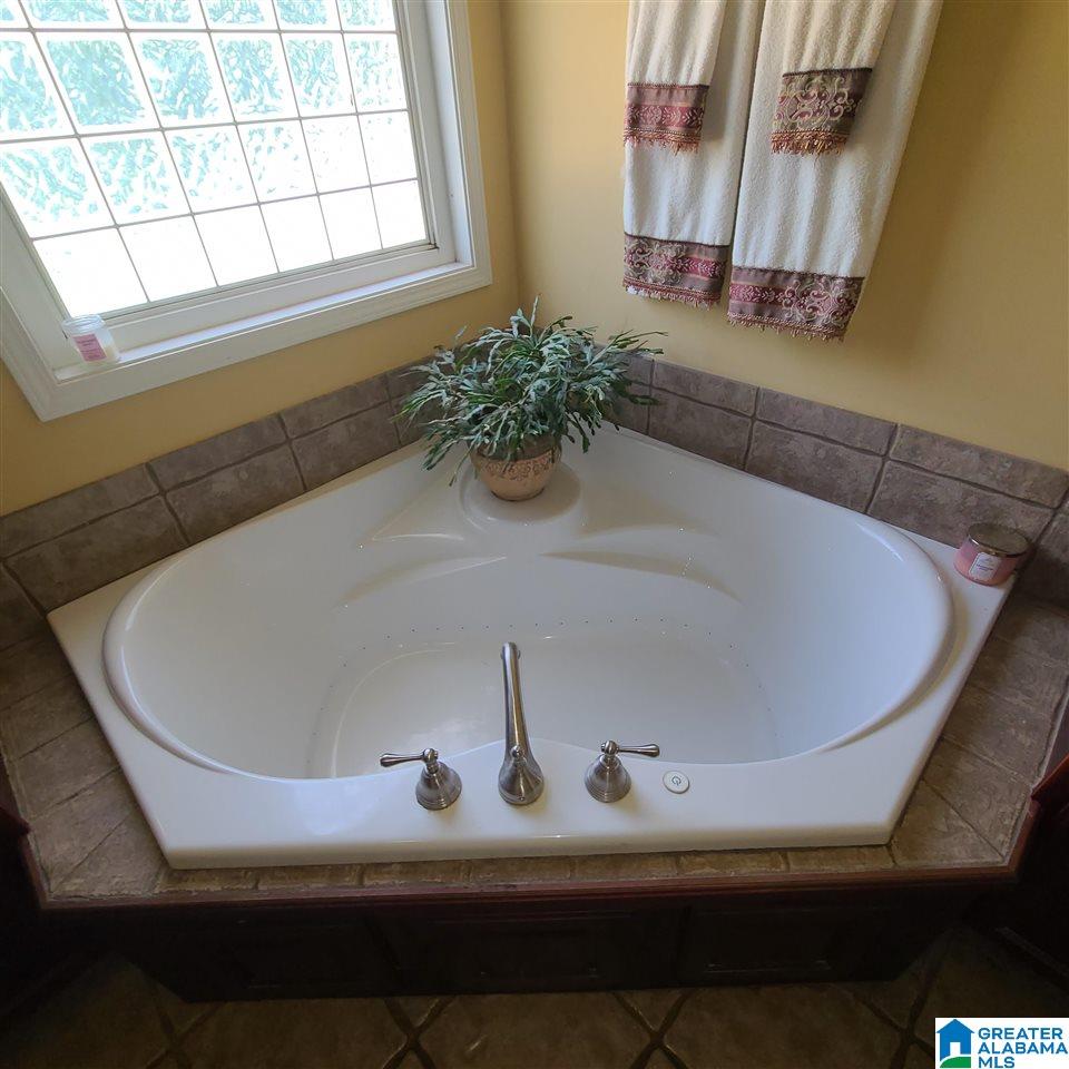 35 Crestwood Way Ragland, AL 35131 - Photo 18 of 47