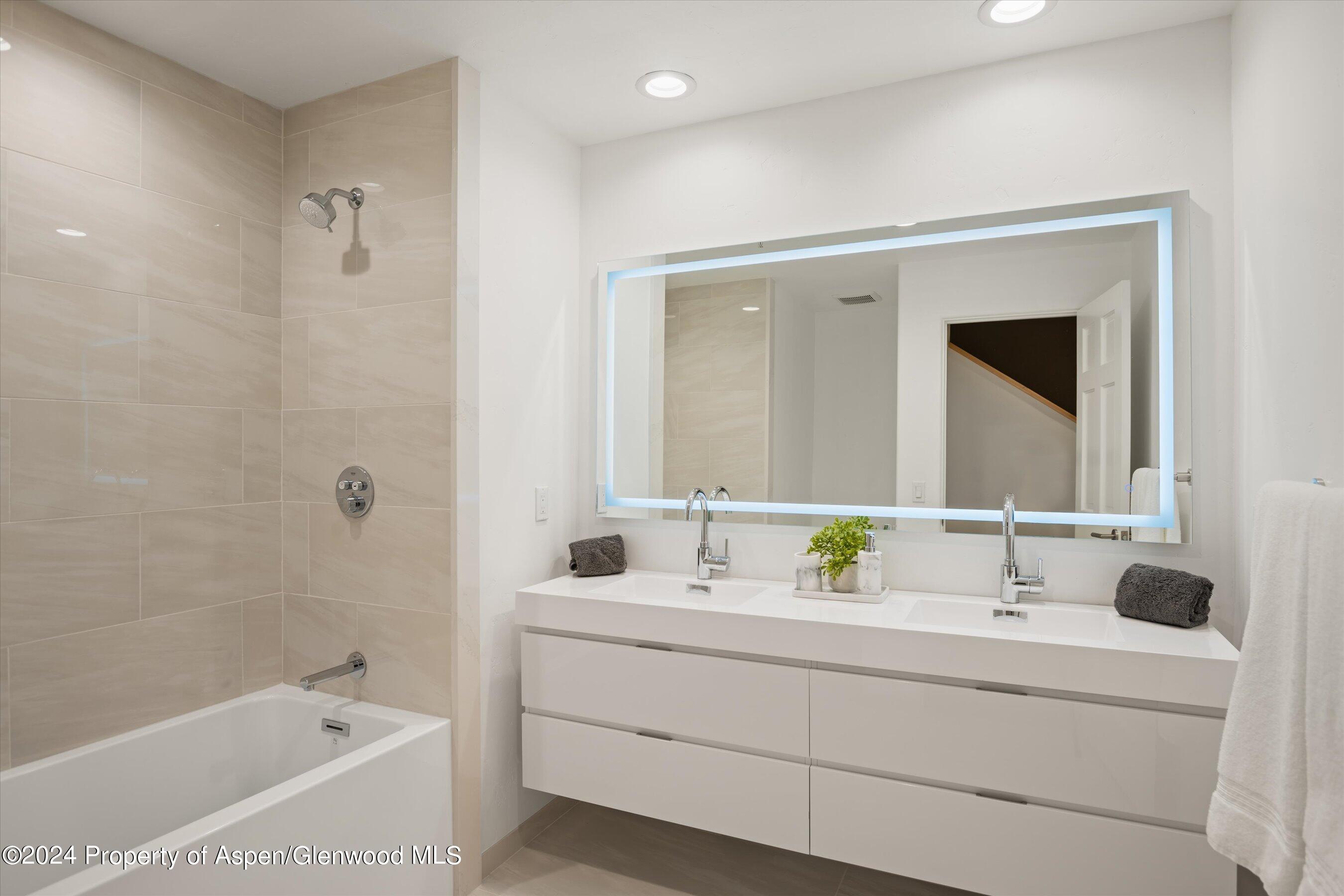 302 Wild Spring Lane Basalt, CO 81621 - Photo 23 of 28 Guest Bathroom