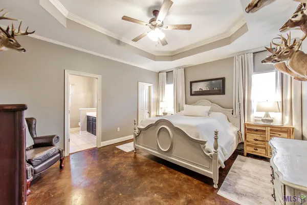 $305,000 | 121 Autumn Drive, Houma, LA 70360
