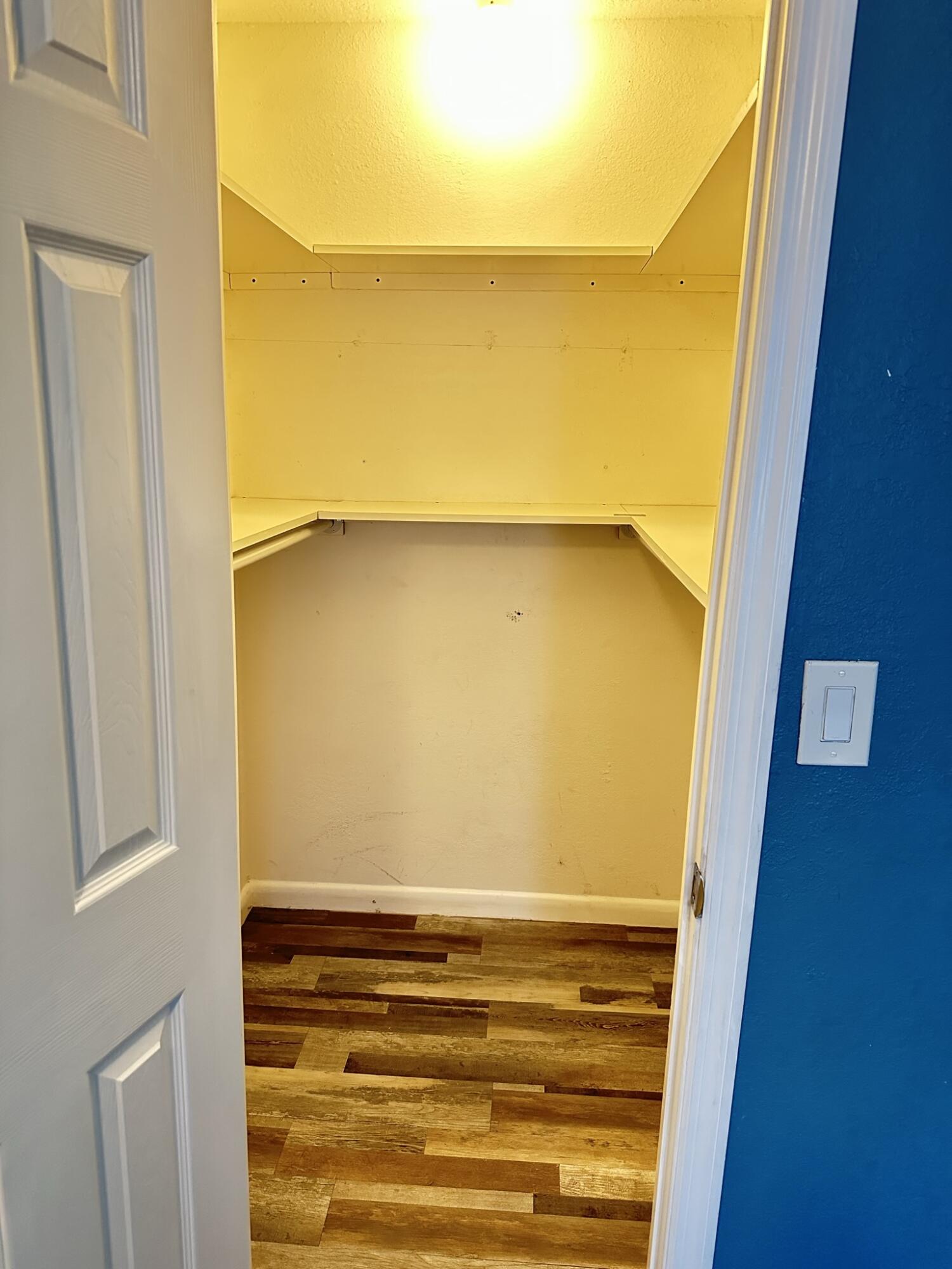 8534 Southeast Date Street Hobe Sound, FL 33455 - Photo 15 of 17 Master Closet