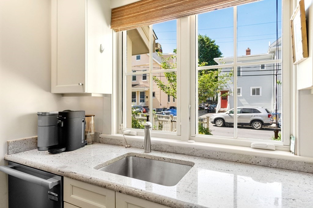 9 St Mary Road, Unit 9 Cambridge, MA 02139 - Photo 7 of 28