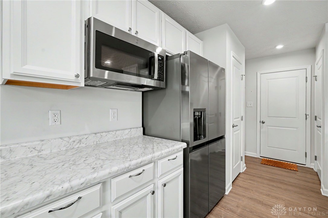 157 Cresting Road Fairborn, OH 45324 - Photo 19 of 43