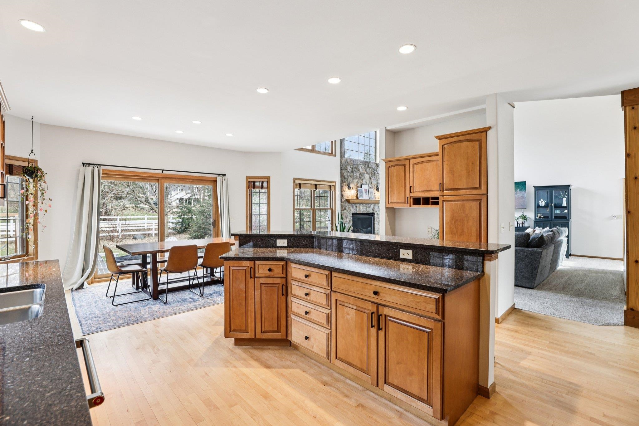 5654 Cobblestone Lane Waunakee, WI 53597 - Photo 17 of 76