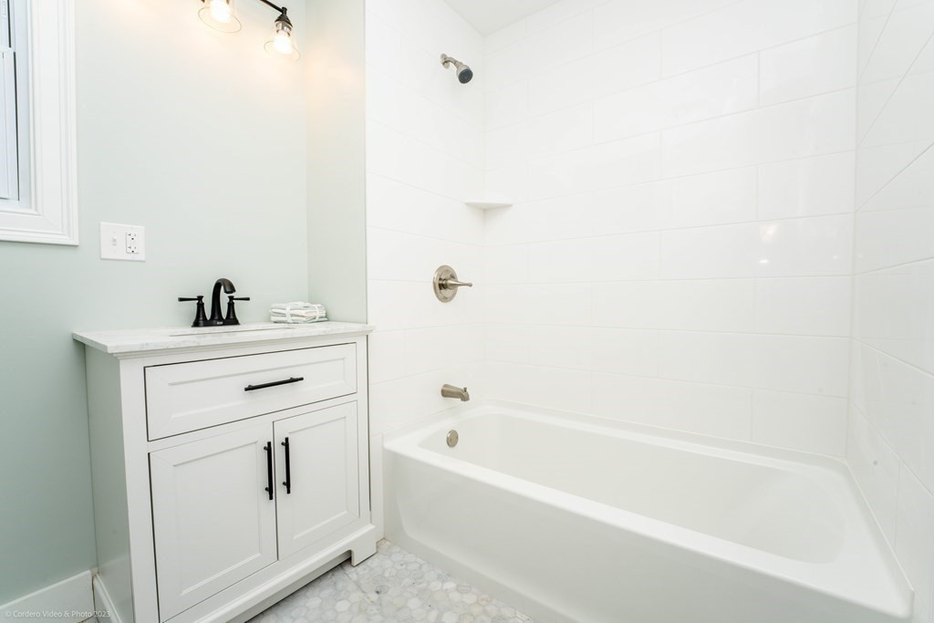 47 Perkins Street Somerset, MA 02725 - Photo 16 of 23 Gallery Image 16