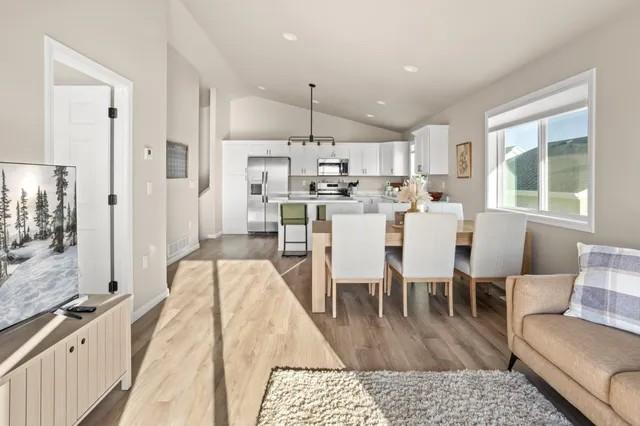 $310,000 | 7791 Cub Crk Way, Horace, ND 58047