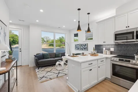 $319,900 | 254 Arrowhead Drive, Nashville, TN 37216