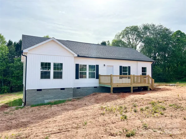 $334,900 | 118 Brett Will Court, Taylorsville, NC 28681