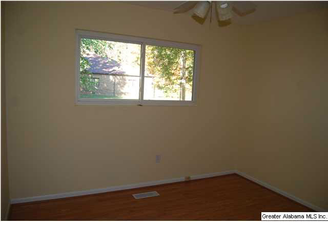 701 3rd Avenue Northeast Jacksonville, AL 36265 - Photo 13 of 20