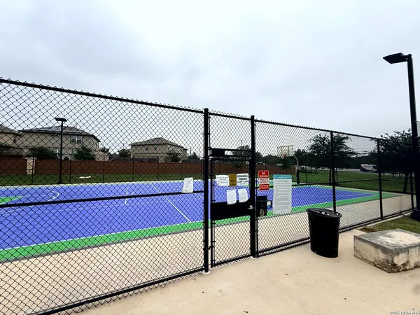 $2,300 | 22763 Tee Shot, San Antonio, TX 78261