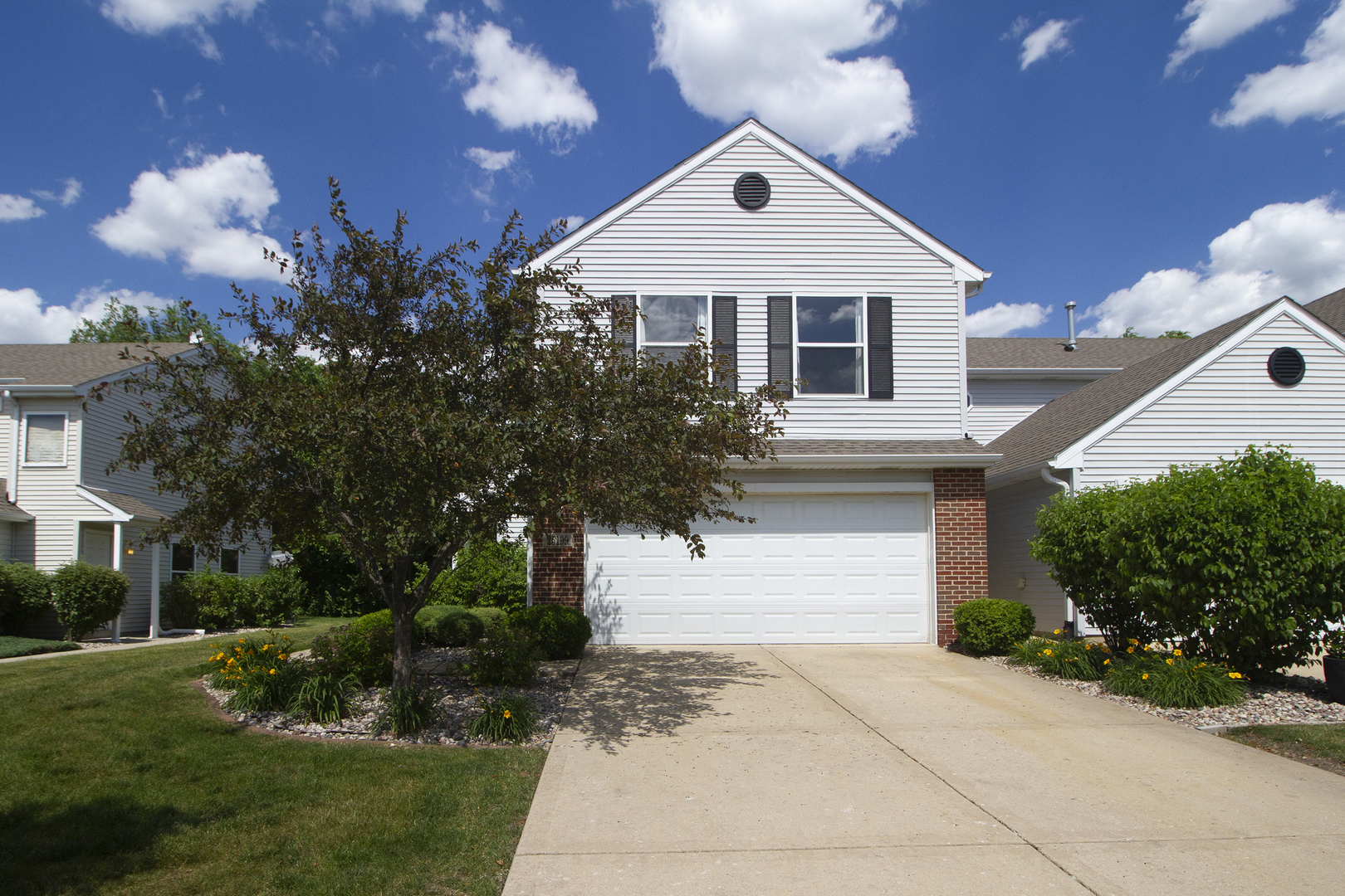25199 Faraday Road Manhattan, IL 60442 - Photo 1 of 18