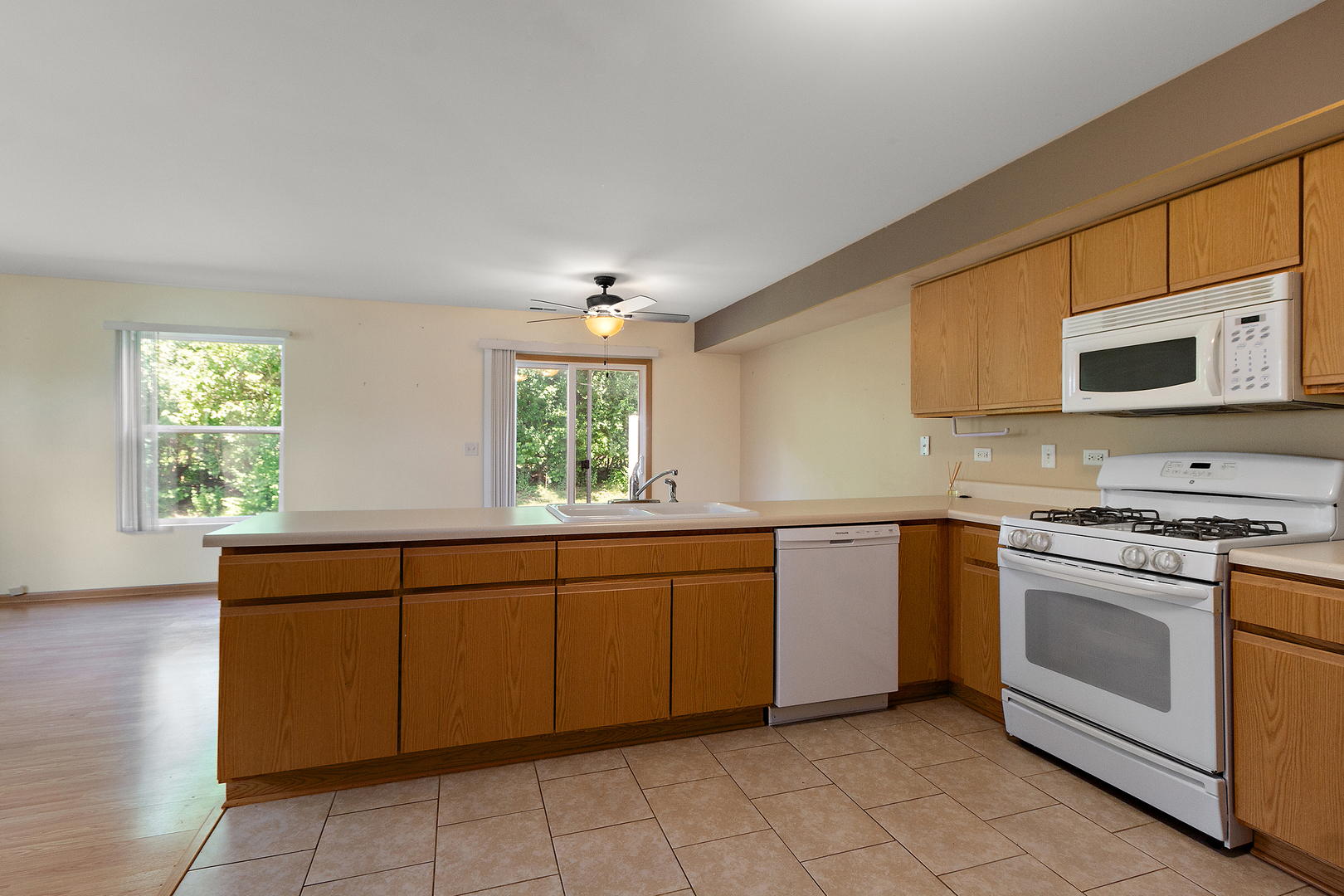 25199 Faraday Road Manhattan, IL 60442 - Photo 7 of 18