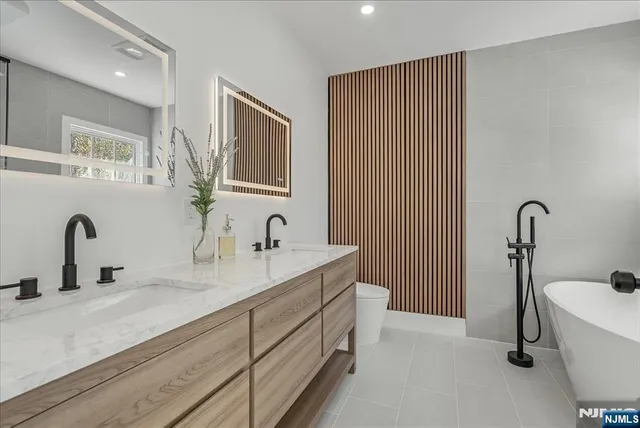 $999,999 | 91 Hillcrest Road, Warren, NJ 07059