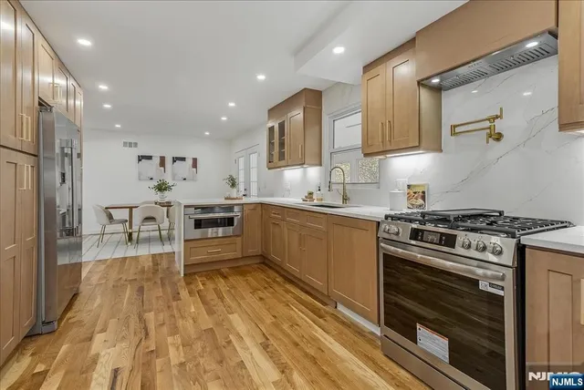 $999,999 | 91 Hillcrest Road, Warren, NJ 07059