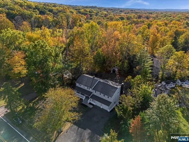 $999,999 | 91 Hillcrest Road, Warren, NJ 07059