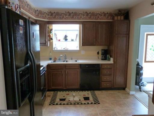 308 Geronimo Road Lusby, MD 20657 - Photo 14 of 25 Kitchen