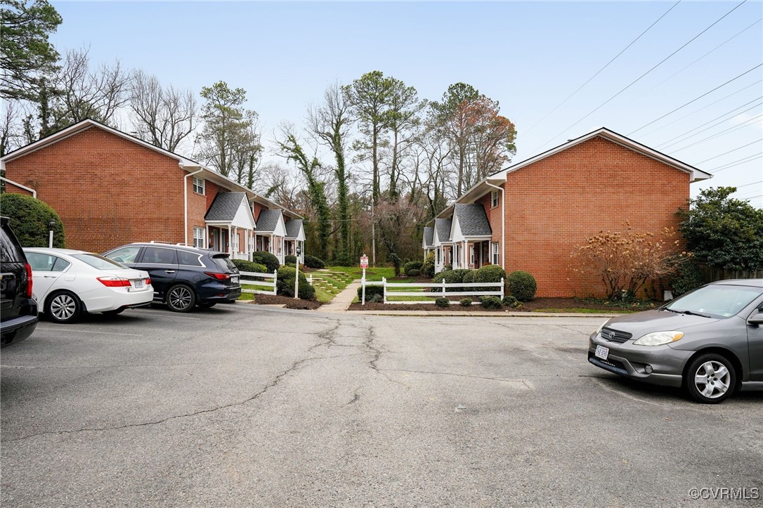 3109 North Parham Road, Unit 47 Richmond, VA 23294 - Photo 26 of 32 View of road