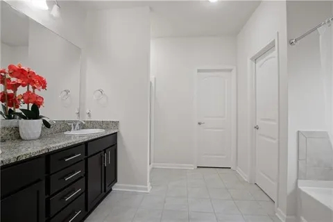 $390,000 | 504 Lakeshore Village Lane, Slidell, LA 70461