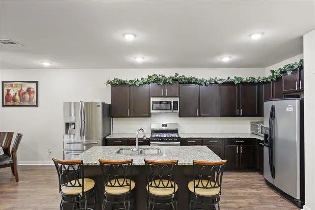 $400,000 | 504 Lakeshore Village Lane, Slidell, LA 70461