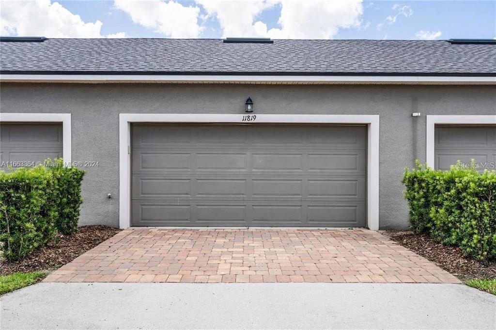 11819 Vermillion Avenue Windermere, FL 34786 - Photo 25 of 25 a front view of a house