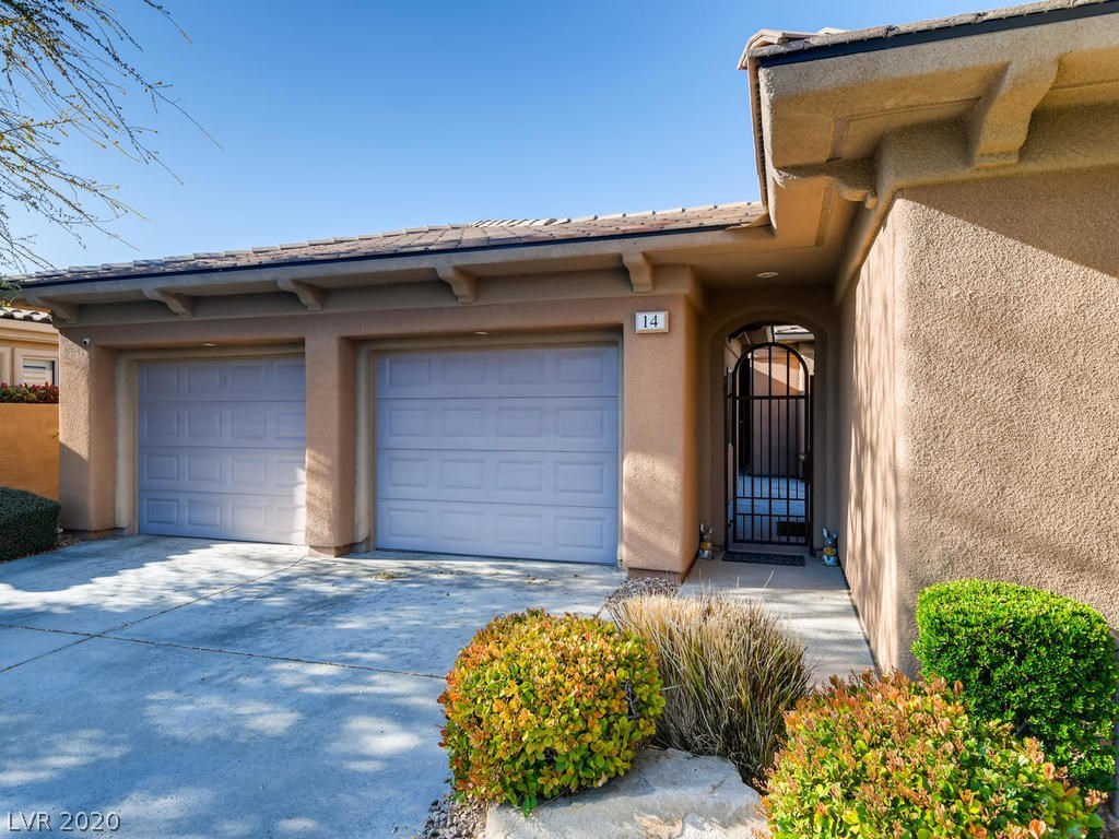 14 Chatmoss Road Henderson, NV 89052 - Photo 3 of 27