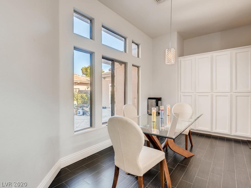 14 Chatmoss Road Henderson, NV 89052 - Photo 8 of 27