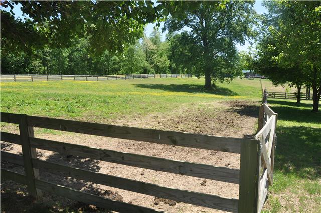 3355 Ridge Road Columbia, TN 38401 - Photo 11 of 14