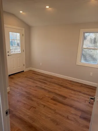 $2,600 | 51 Whittier Road, Unit 2, Wakefield, MA 01880