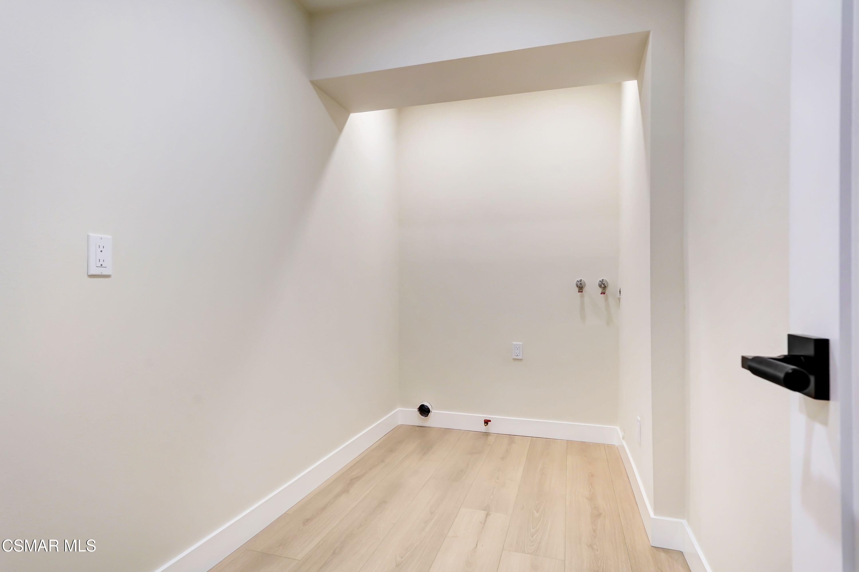 10137 Lanark Street Sun Valley, CA 91352 - Photo 13 of 33 DSC03623