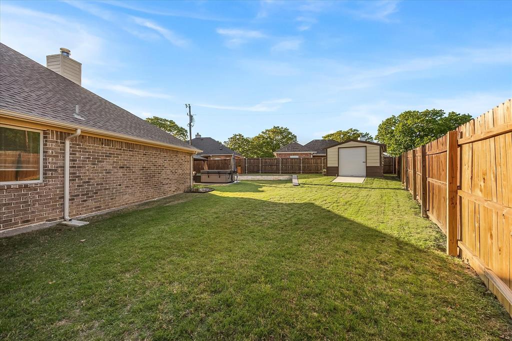 2808 Rodeo Drive Quinlan, TX 75474 - Photo 13 of 39
