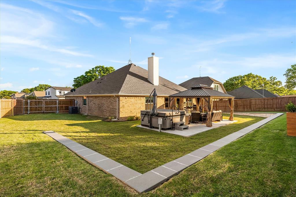 2808 Rodeo Drive Quinlan, TX 75474 - Photo 7 of 39