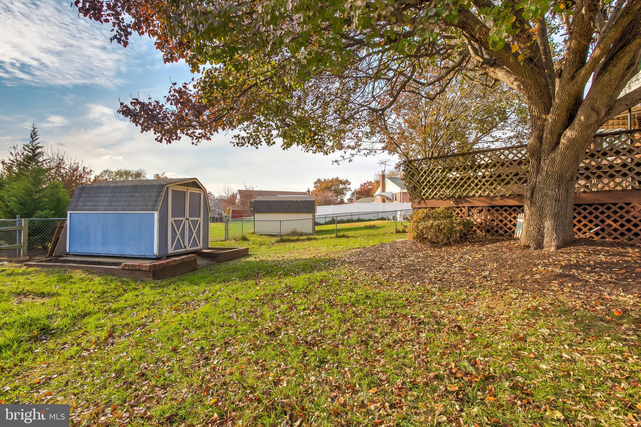 406 St Patrick Road Baltimore, MD 21206 - Photo 3 of 30 Gallery Image 3