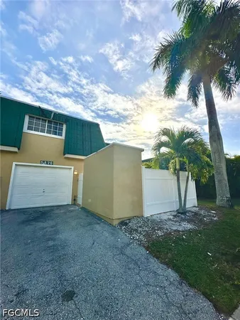 $2,150 | 5826 Whiting Court, Fort Myers, FL 33919