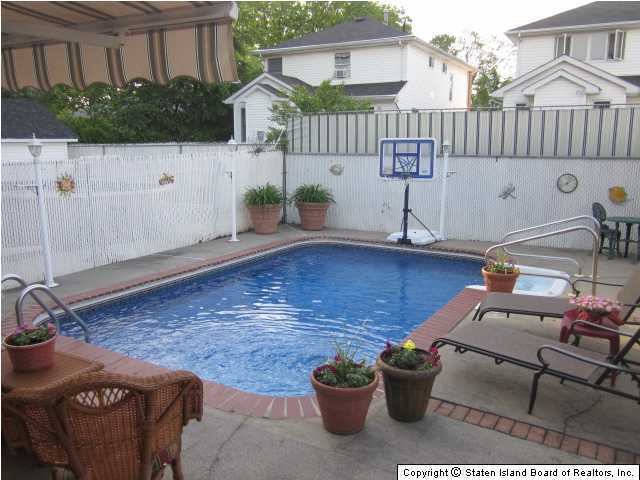 25 Rye Avenue Staten Island, NY 10312 - Photo 9 of 13 Additional Photo