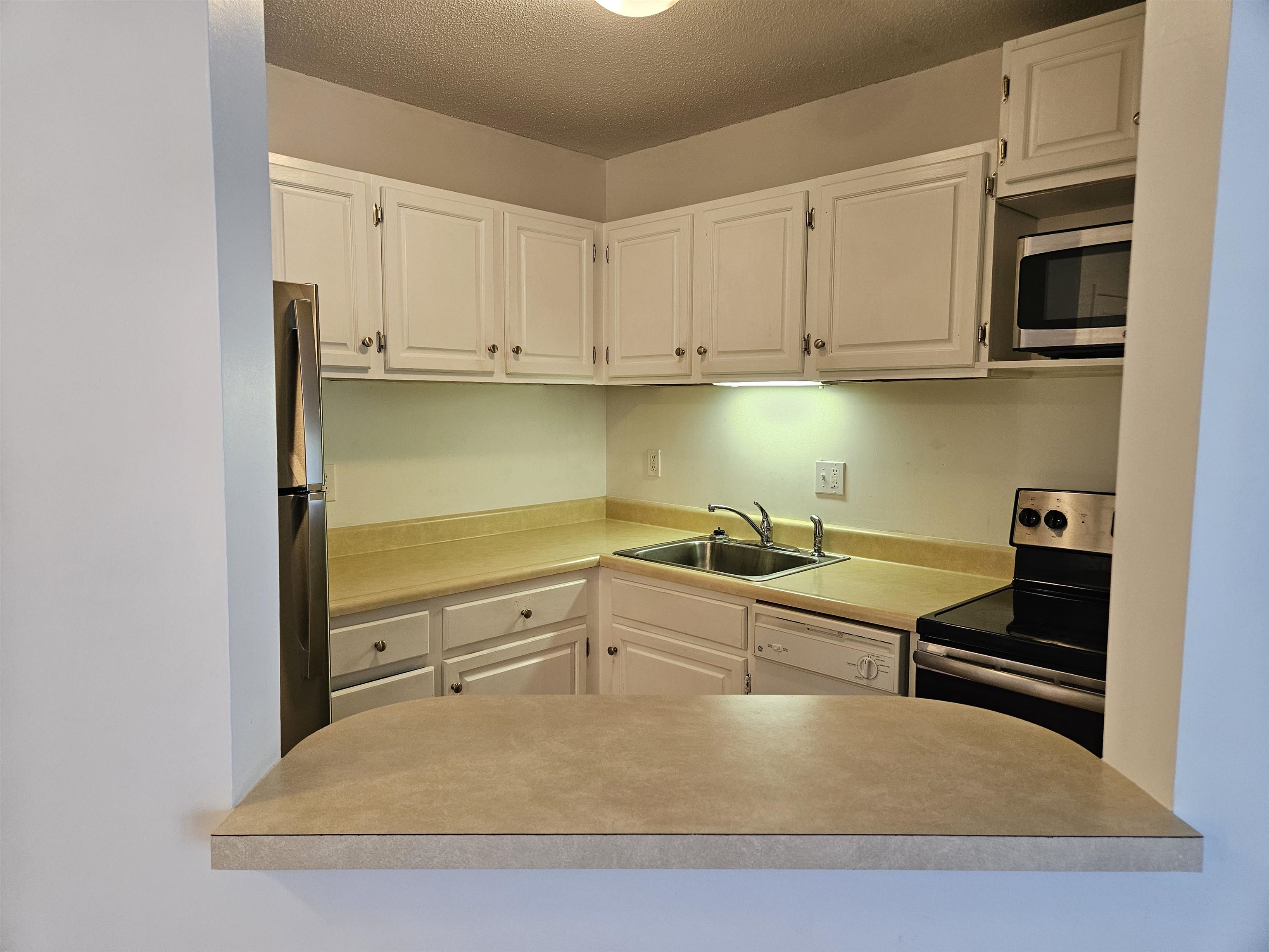 1204 The Terraces, Unit 1204 Shelburne, VT 05482 - Photo 11 of 36