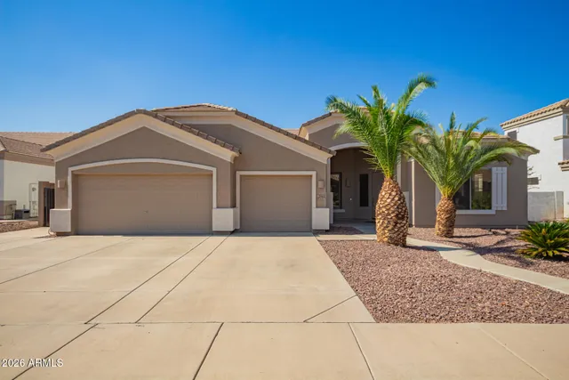 $699,000 | 2945 East Clifton Avenue, Gilbert, AZ 85295