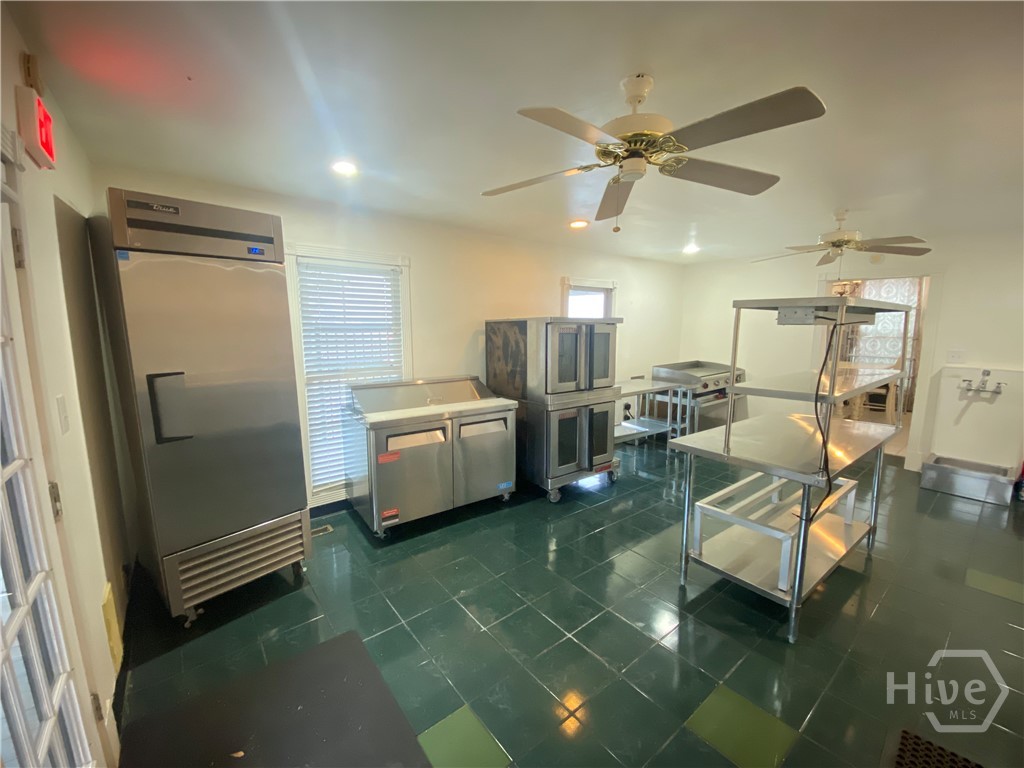 1029 South Elm Street Commerce, GA 30529 - Photo 18 of 35