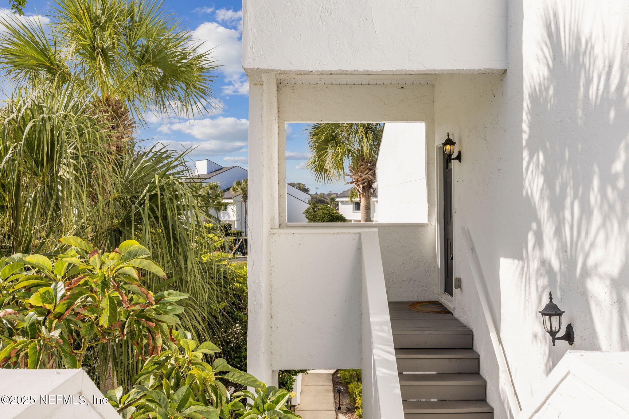 18 Cove Road Ponte Vedra Beach, FL 32082 - Photo 3 of 54 3-web-or-mls-18 Cove Rd (18 of 38)