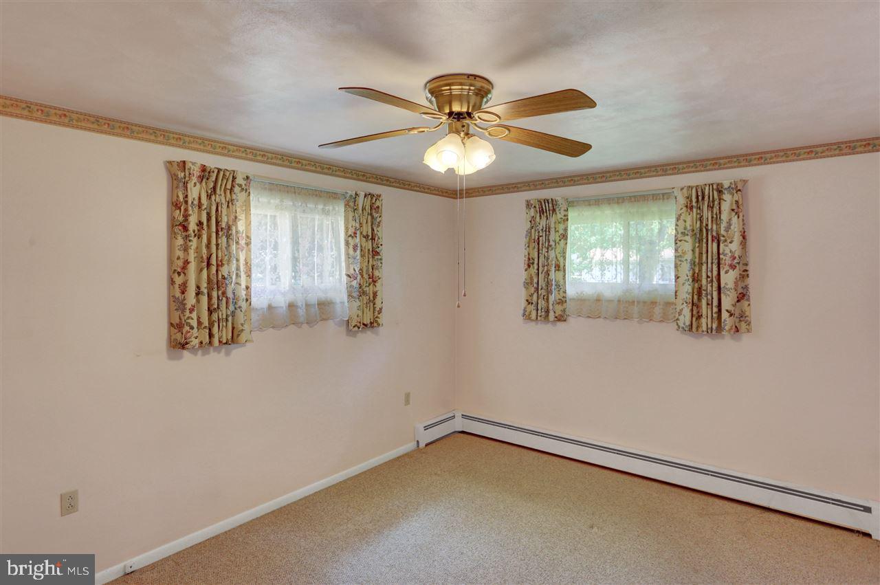 4625 Tarryton Road Harrisburg, PA 17109 - Photo 13 of 23 Gallery Image 13