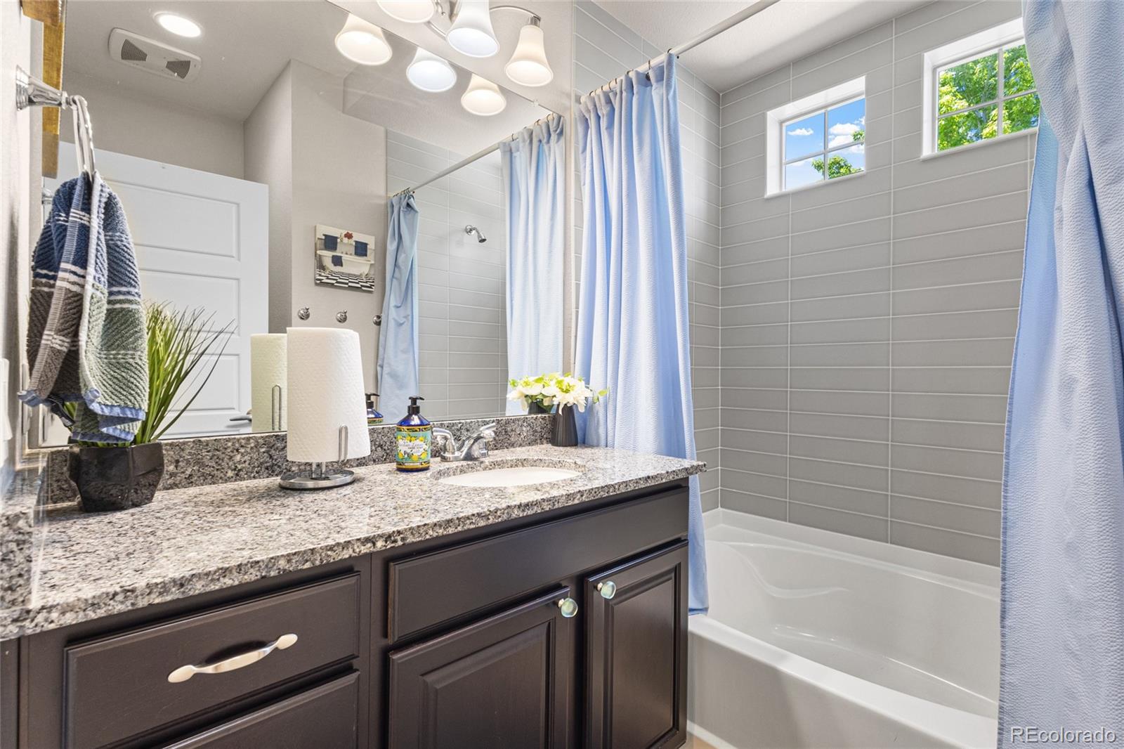 5519 Genoa Street Denver, CO 80249 - Photo 16 of 41