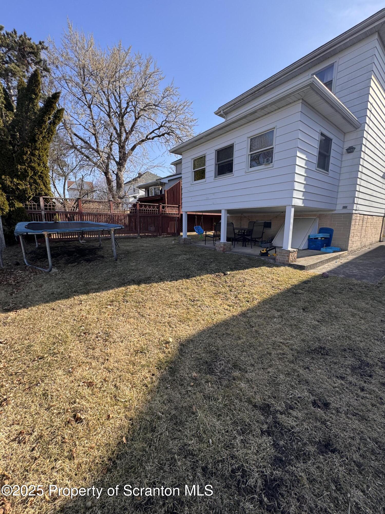 115 Reeves Street Dunmore, PA 18512 - Photo 17 of 18 IMG_7604