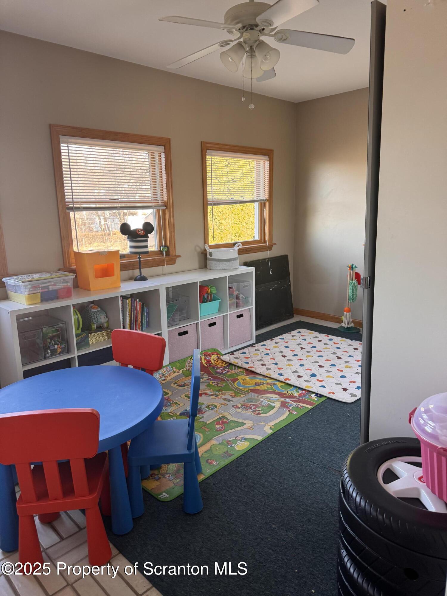 115 Reeves Street Dunmore, PA 18512 - Photo 8 of 18 IMG_7603