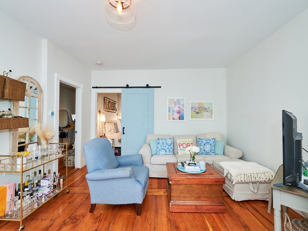 12 Mt Vernon Street, Unit 2 Boston, MA 02129 - Photo 6 of 11