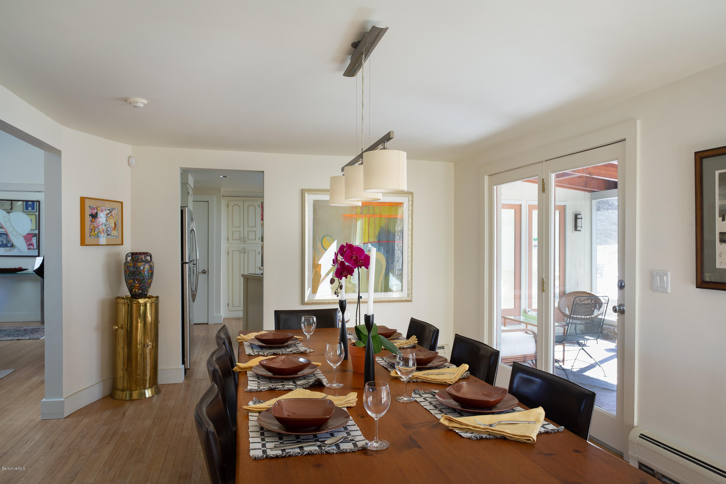 6 Devon Road Stockbridge, MA 01262 - Photo 11 of 27 DIning Room